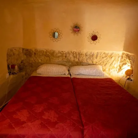 La Casita Cueva *